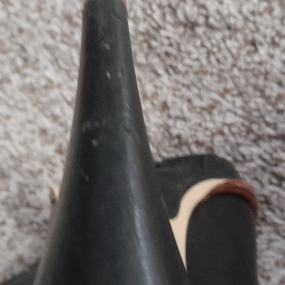 Calvin Klein heeled boot size 7M - Picture 6 of 9